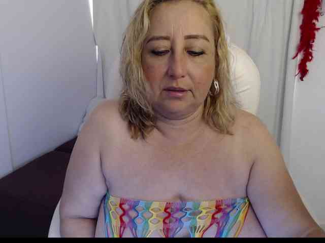 Mature2025 webcam