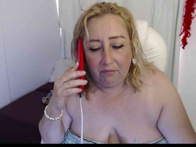 Mature2025 webcam