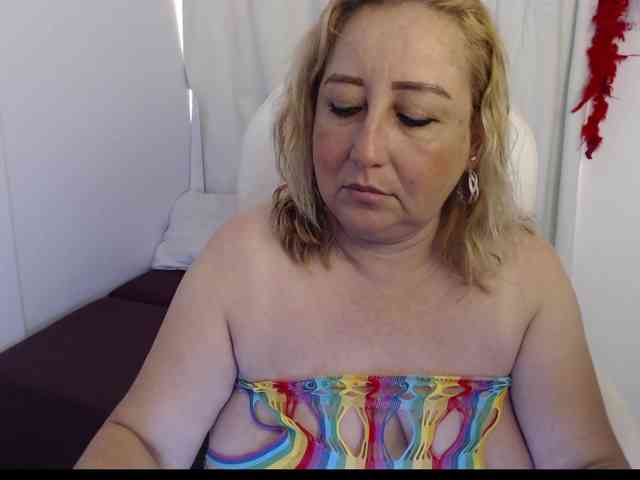 Mature2025 webcam