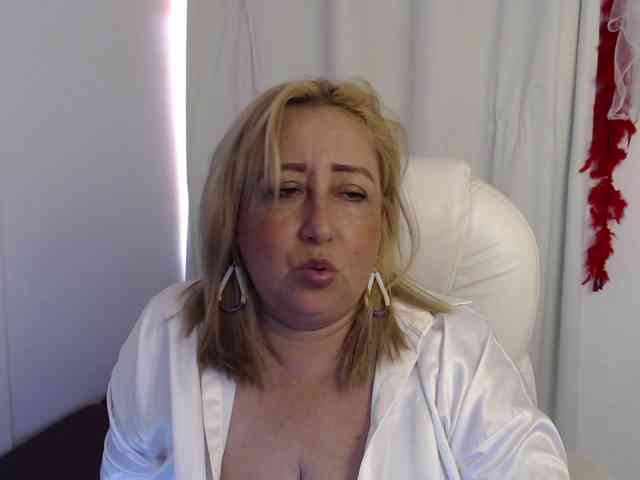 Mature2025 webcam