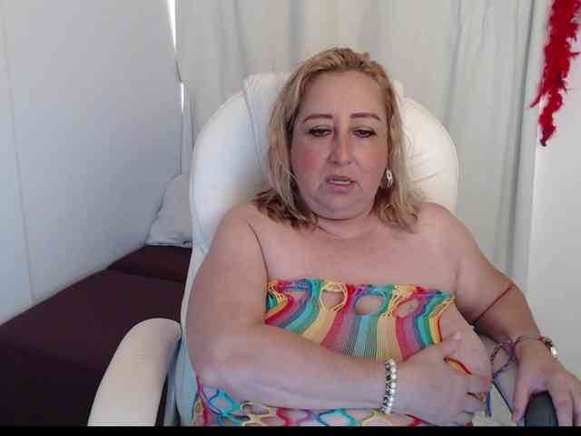Mature2025 webcam