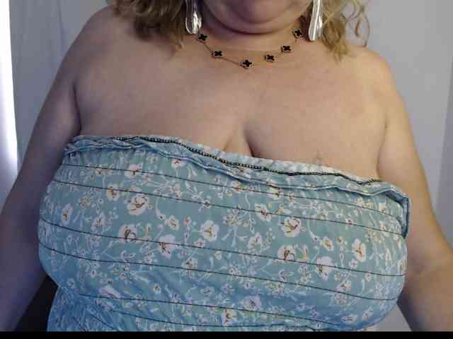 Mature2025 webcam