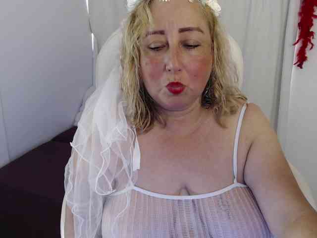 Mature2025 webcam