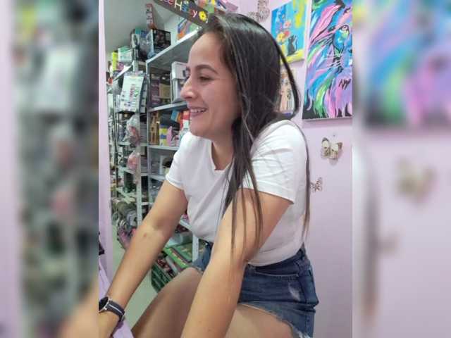 roussemelinda's BongaCams show and profile