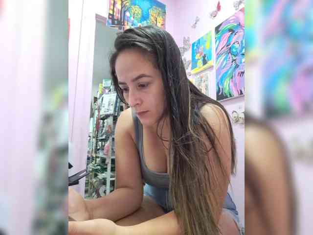 roussemelinda Live Webcam on BongaCams