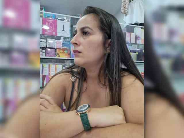 roussemelinda roussemelinda