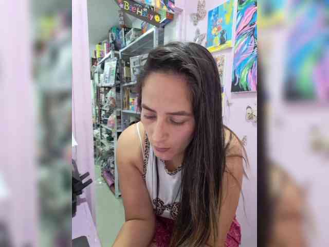 roussemelinda Live Webcam on BongaCams