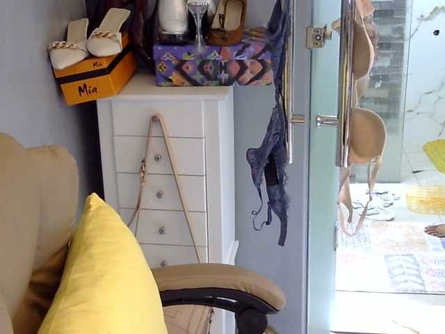 MariaLeteciaFilipina's BongaCams show and profile