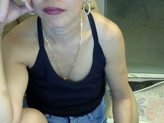 MariaLeteciaFilipina's BongaCams show and profile