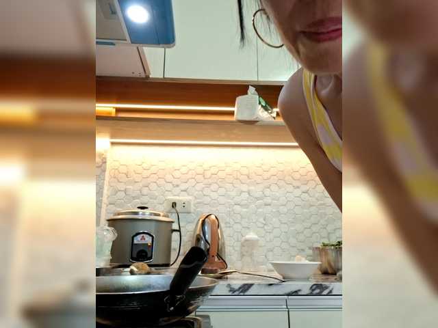 MariaLeteciaFilipina's BongaCams show and profile