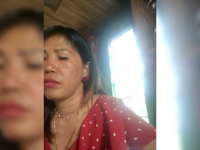 MariaLeteciaFilipina's BongaCams show and profile