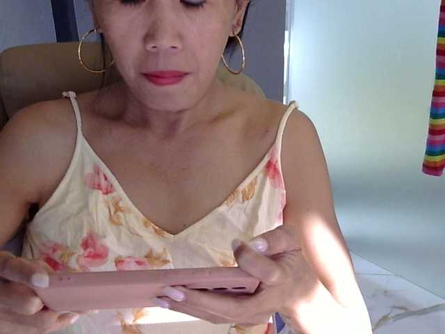 MariaLeteciaFilipina's BongaCams show and profile