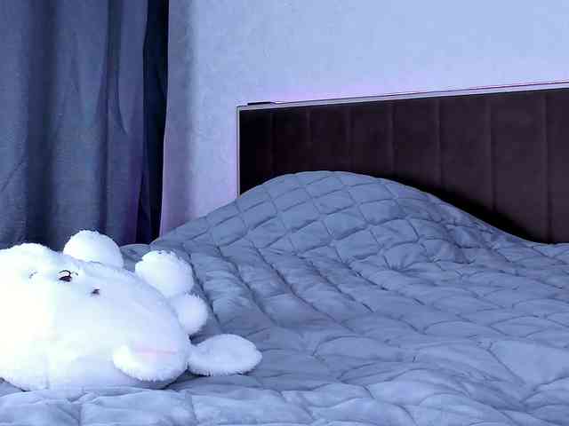 Misaqueen webcam