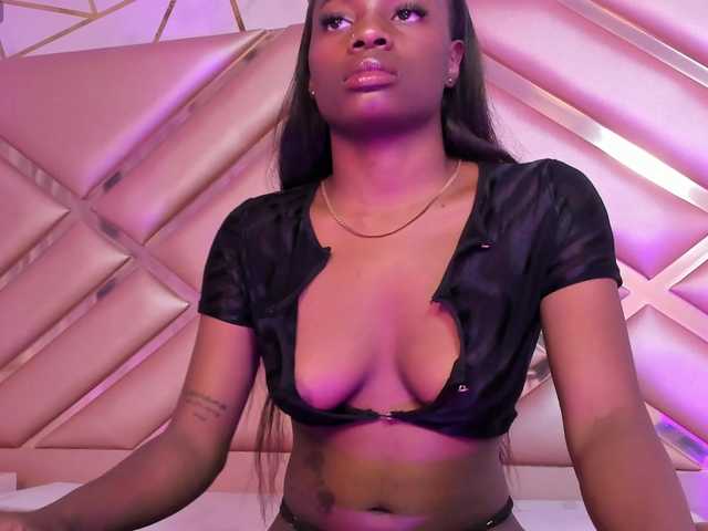 SthefyMegan's BongaCams show and profile