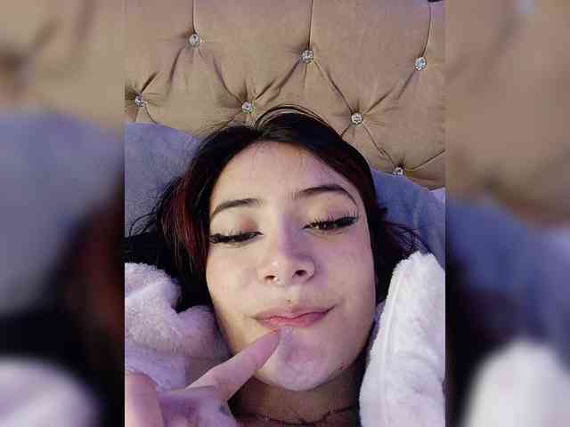 lincy-rouse Live Webcam on BongaCams