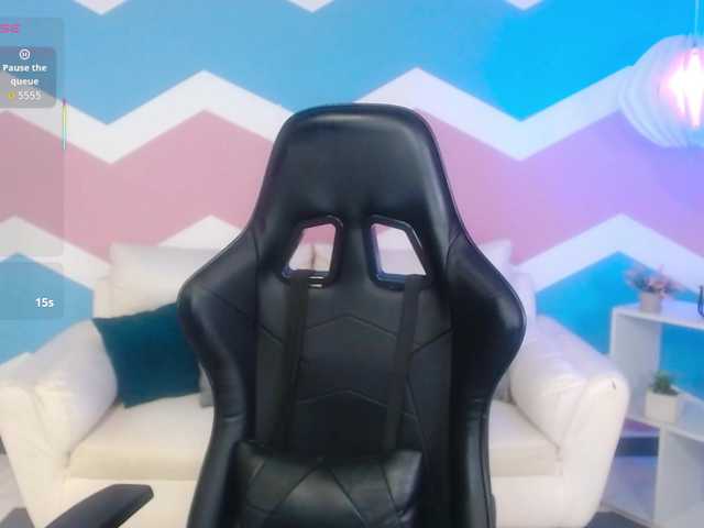 misshoney1's BongaCams show and profile