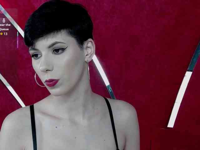 RoxxyRouge RoxxyRouge