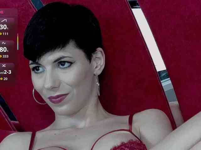 RoxxyRouge RoxxyRouge