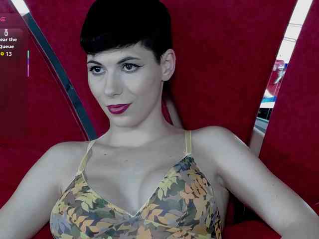 RoxxyRouge RoxxyRouge