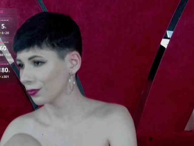 RoxxyRouge RoxxyRouge