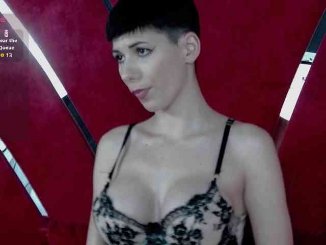 RoxxyRouge RoxxyRouge