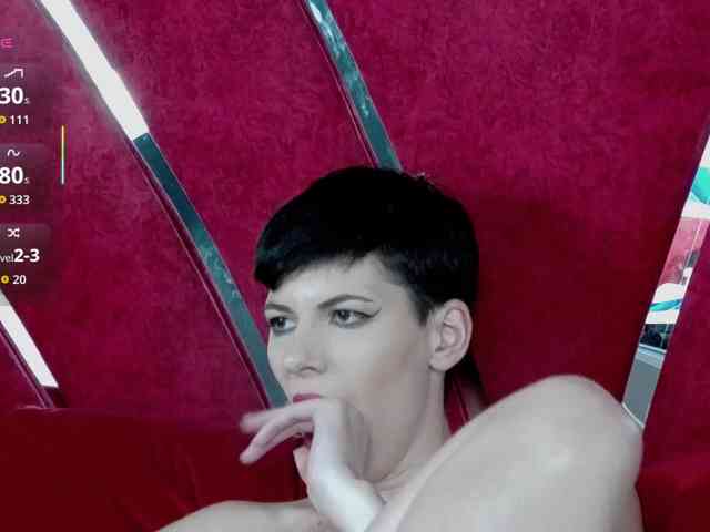 RoxxyRouge RoxxyRouge