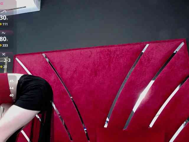 RoxxyRouge webcam