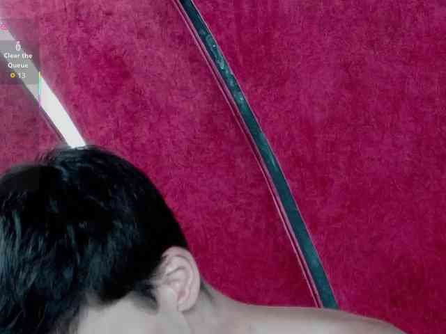 RoxxyRouge webcam