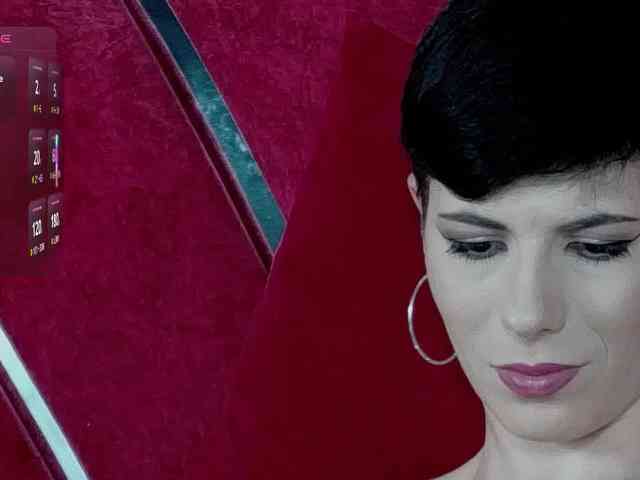 RoxxyRouge RoxxyRouge