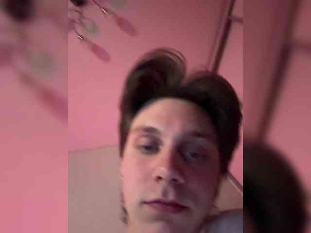 Yanchik1 Live Webcam on BongaCams