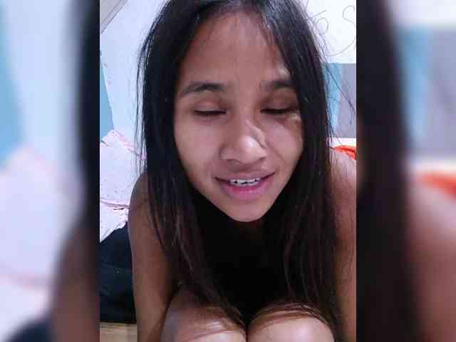 TitiAnnah webcam