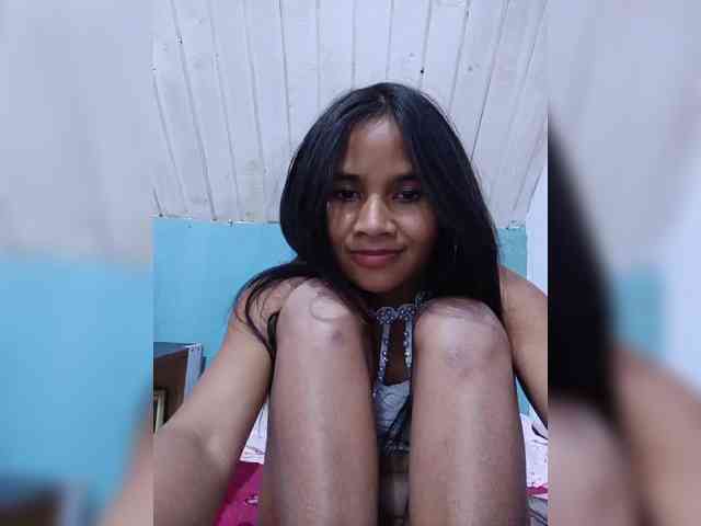 TitiAnnah webcam