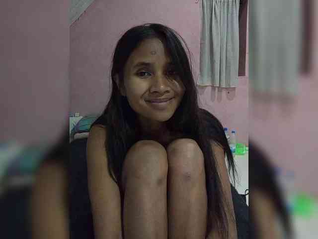 TitiAnnah webcam