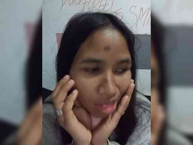 TitiAnnah webcam