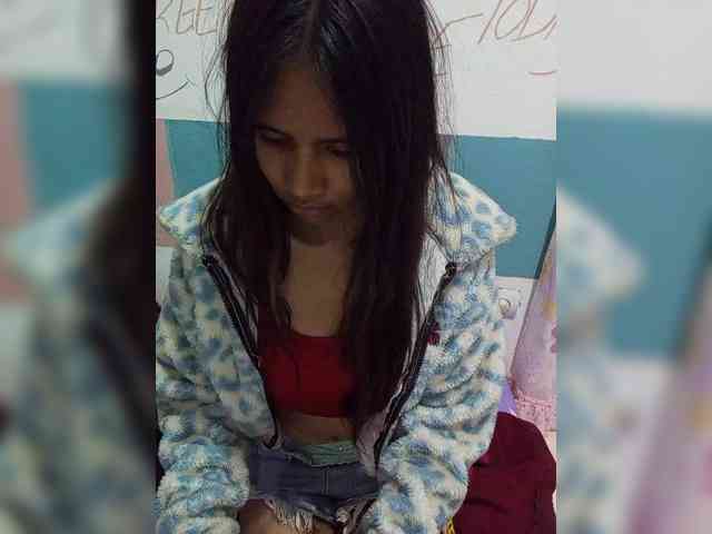 TitiAnnah webcam