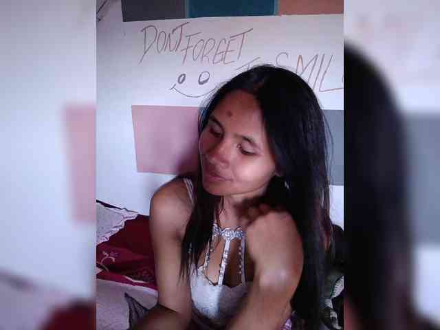 TitiAnnah webcam