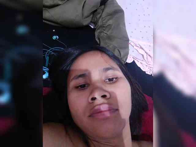 TitiAnnah webcam