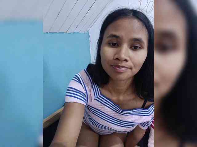 TitiAnnah webcam