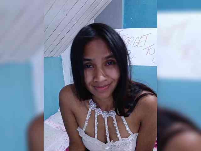 TitiAnnah webcam