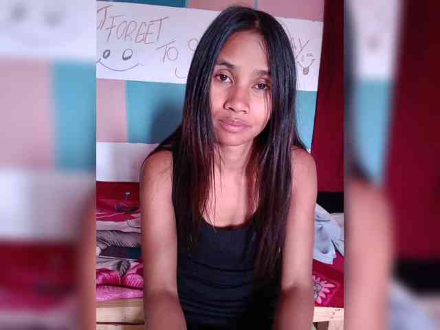 TitiAnnah webcam