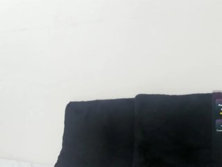 Mia-Collivens Porn Show