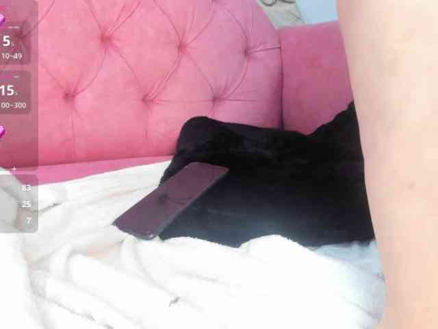 Mia-Collivens webcam