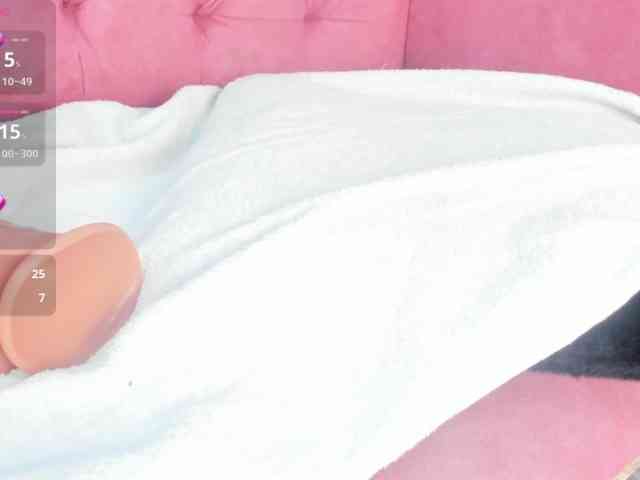 Mia-Collivens webcam