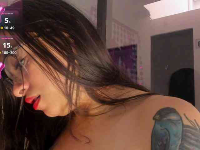 Mia-Collivens webcam