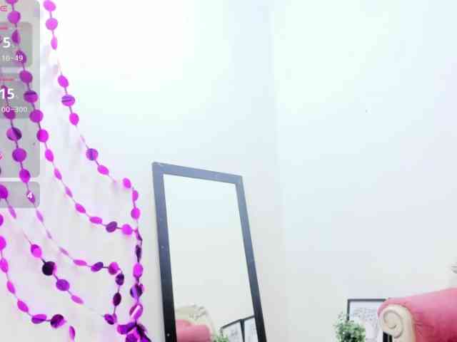 Mia-Collivens webcam