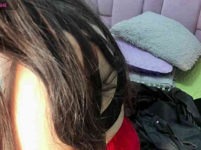 Mia-Collivens webcam