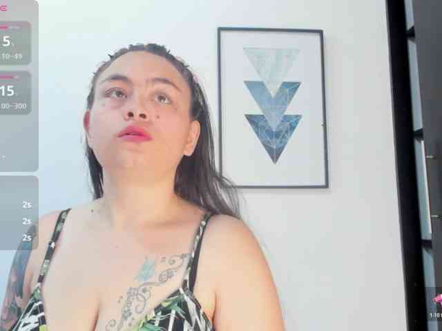 Mia-Collivens webcam