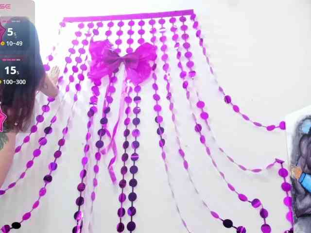 Mia-Collivens webcam