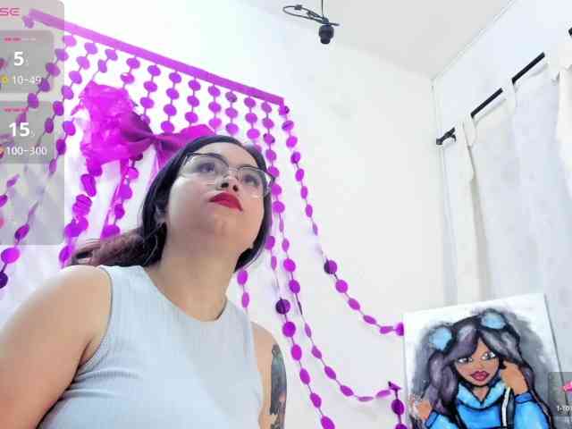 Mia-Collivens webcam