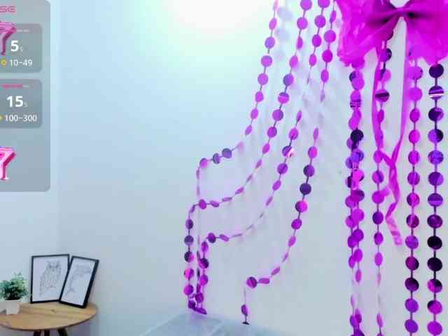 Mia-Collivens webcam